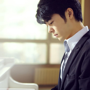 俄罗斯丰满寡妇乱子伦
